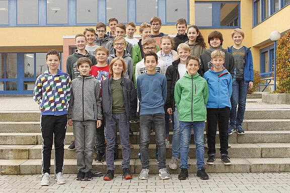 7b.JPG  