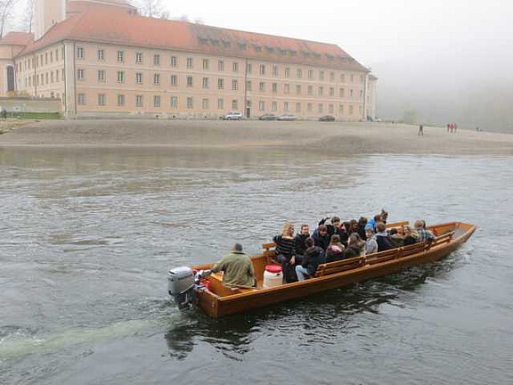 Info5BeimKlosterWeltenburg.JPG  