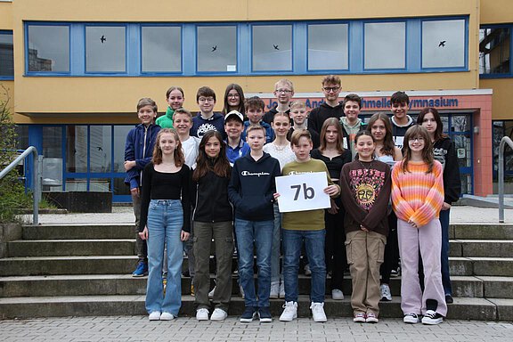 7b.JPG  